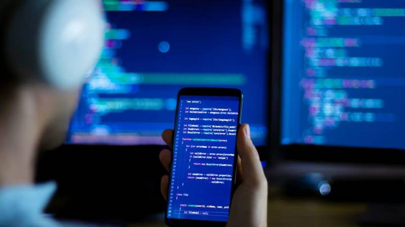 Node.js赋能铁东区软件开发:解锁企业业务增长的核心引擎